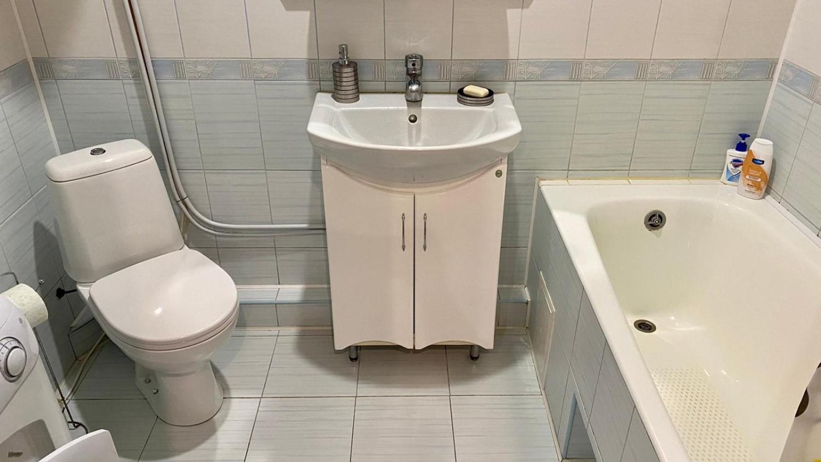 Comfortable Apartment On The Obolon キエフ エクステリア 写真