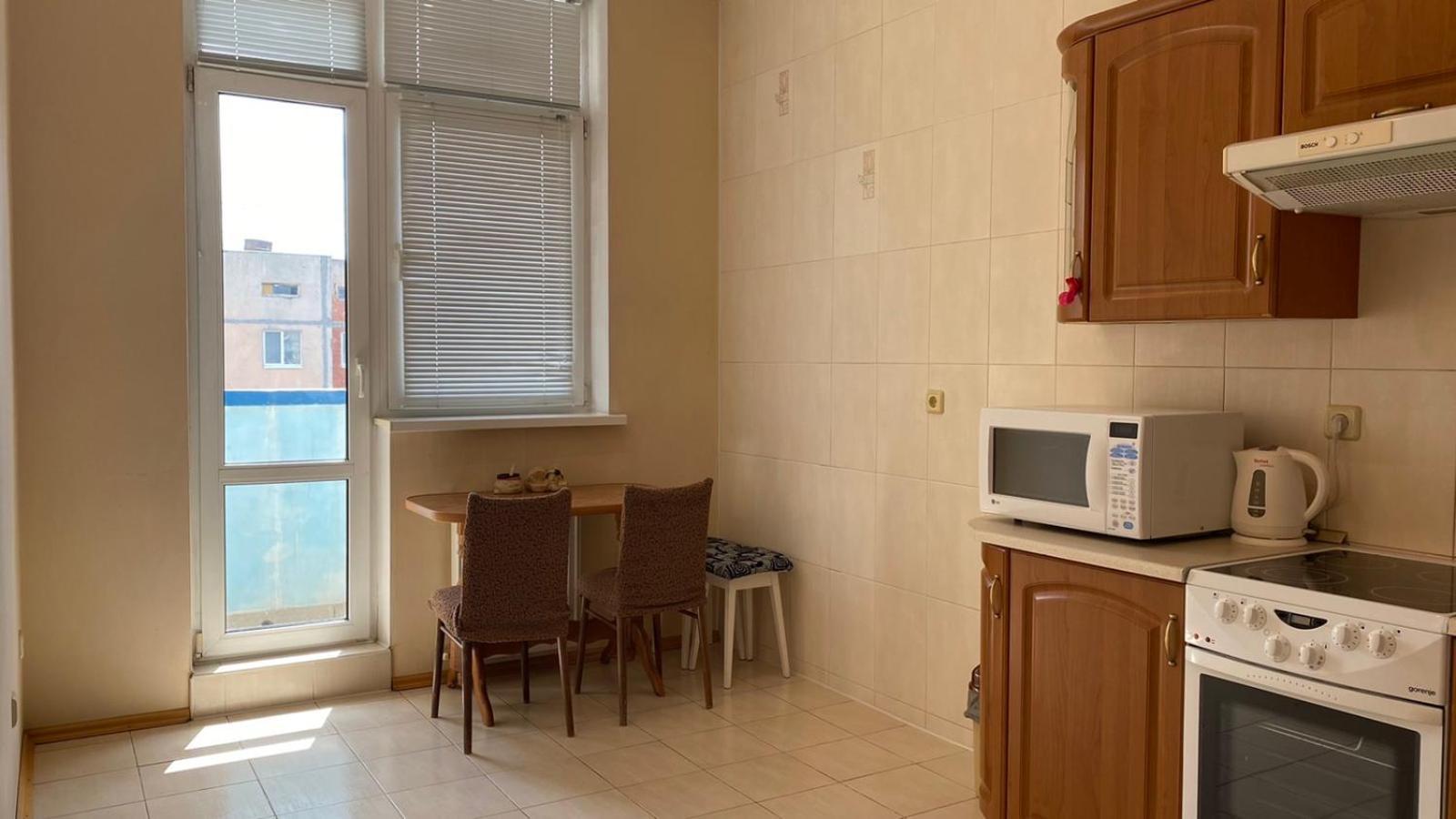 Comfortable Apartment On The Obolon キエフ エクステリア 写真